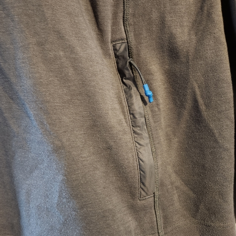 Southern Tide men’s 1/4 zip pullover size XL - Picture 3 of 5